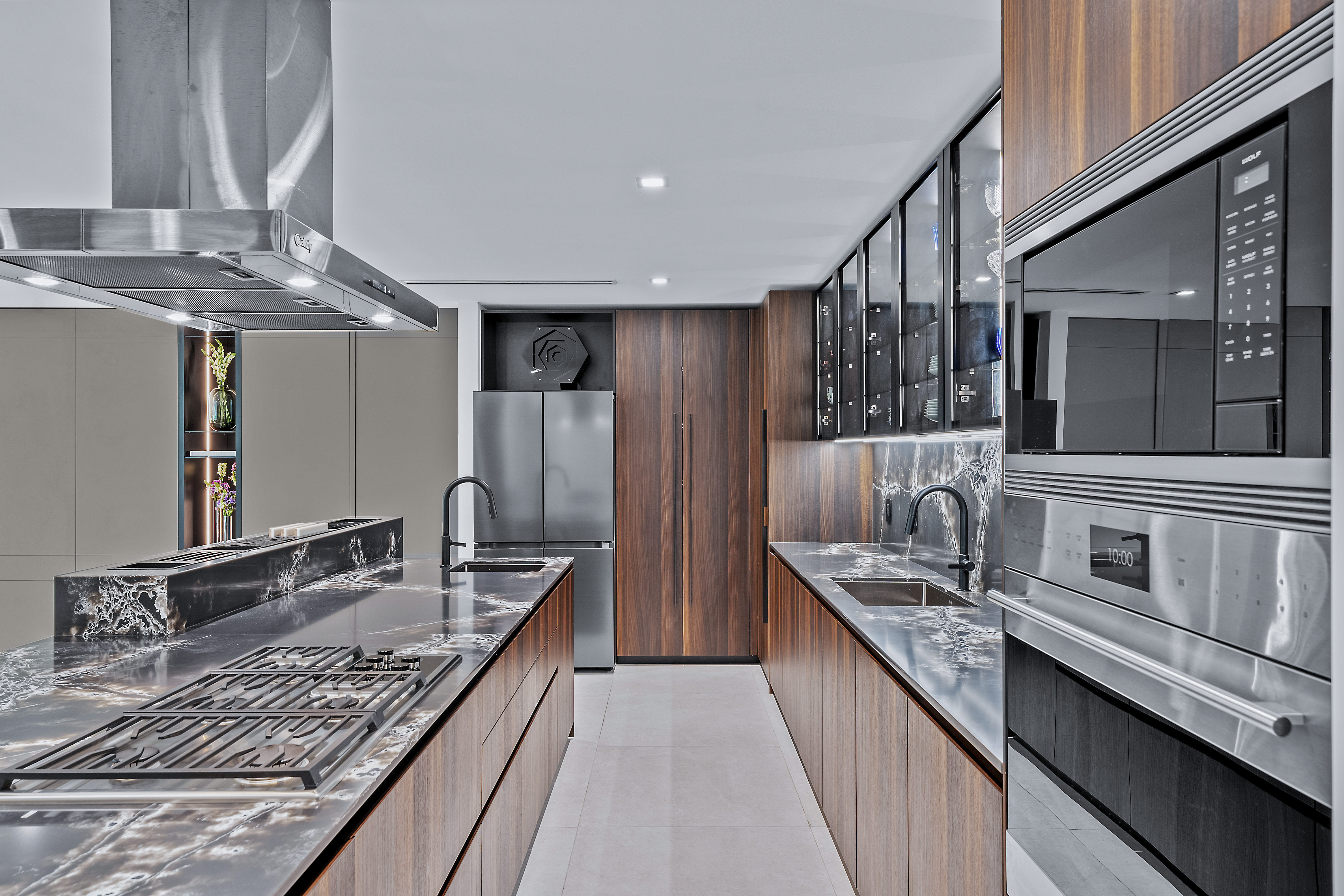 Kitchen working corridor