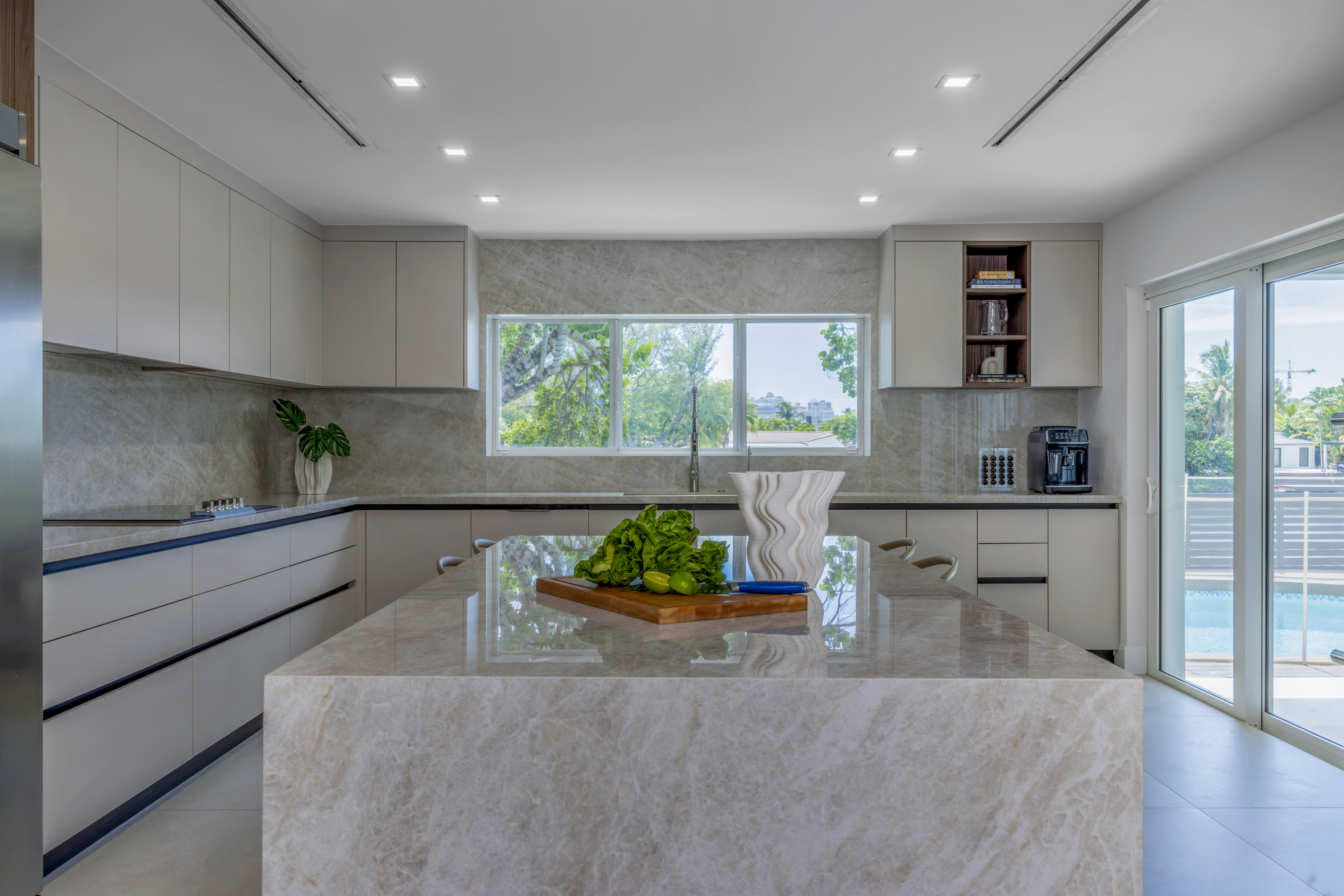 SL 19529 — Kitchen