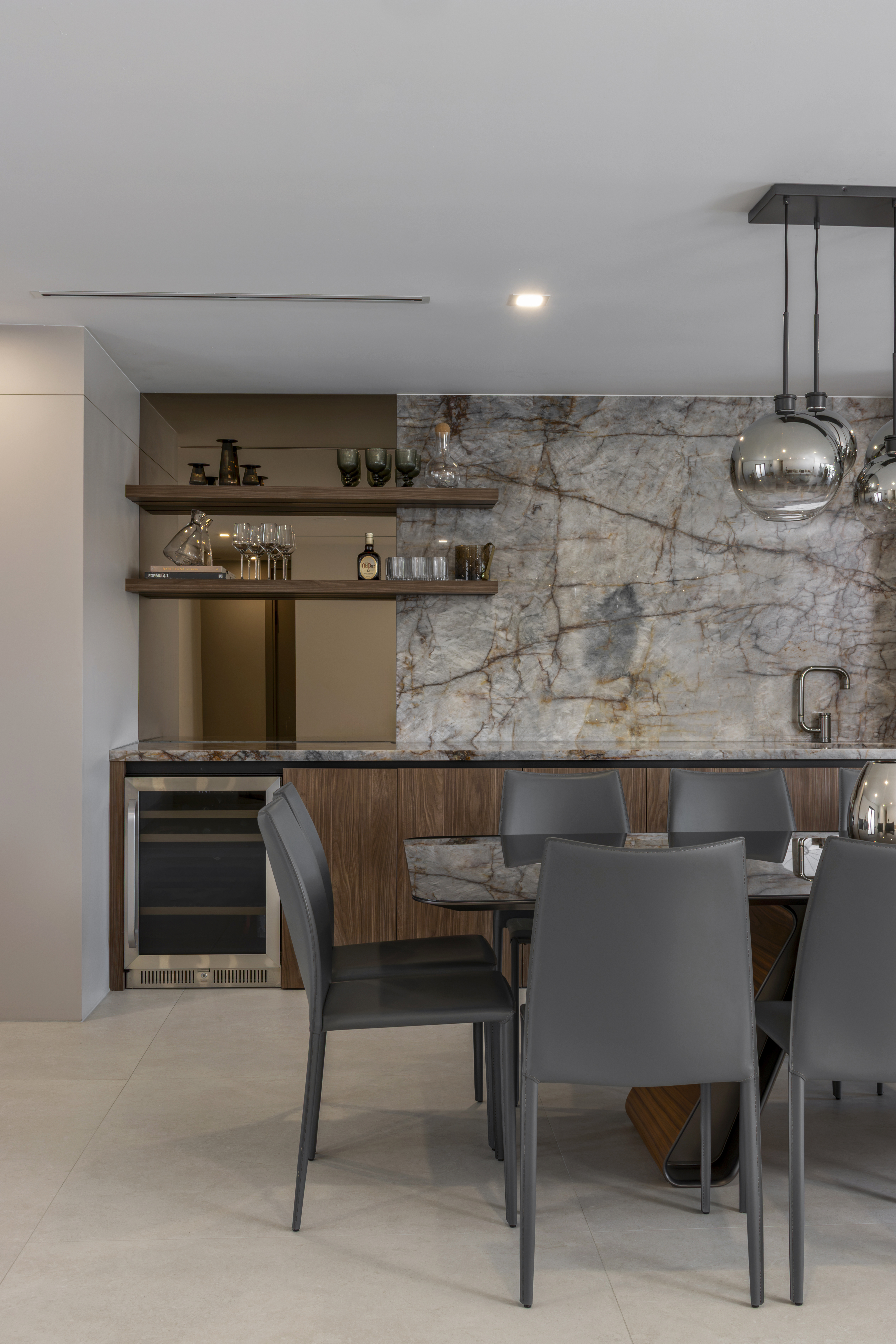 Dining area and bar